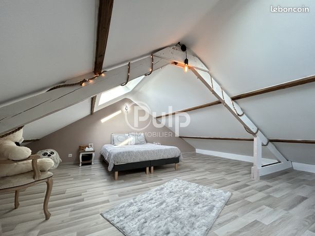 https://img.leboncoin.fr/api/v1/lbcpb1/images/a8/6f/7c/a86f7c5ed24d2f73b25f6898f45aaac4af8088a1.jpg?rule=ad-image