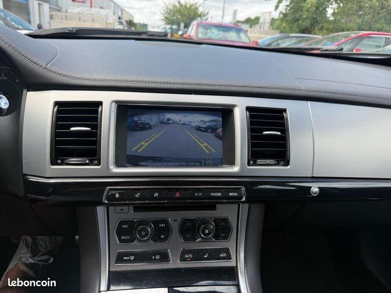 Jaguar xf (2) 3.0 v6 d 240 luxe (image 8)