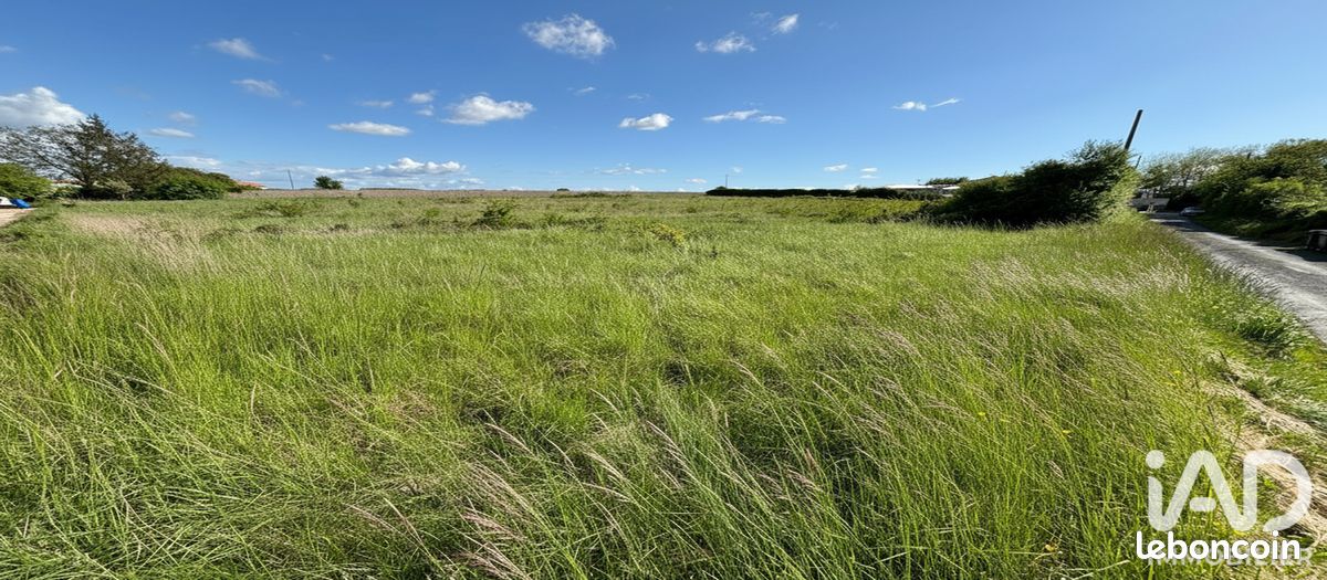 Terrain 1420 m² · à Fontenet · 1 420 m² · 49 700 €