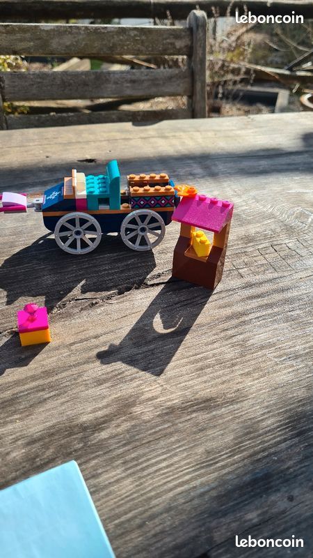 Lego L’Aventure en Calèche d’Elsa (image 1)