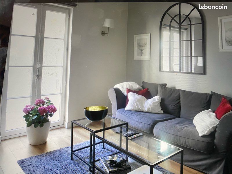 Appartement 2 pièces 42 m² · à Versailles · 42 m² · 1 590 €/mois