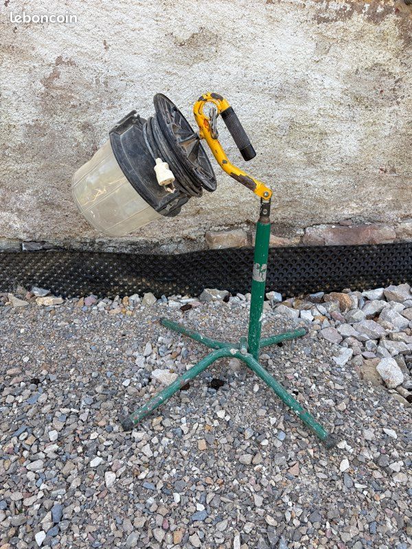 Projecteur MACC sur pied – lampe rasante peintre / plaquiste (image 3)