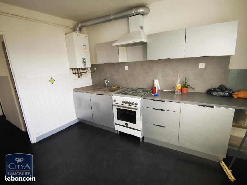 Appartement 3 pièces 54 m² · à Saint-Étienne · 54 m² · 480 €/mois
