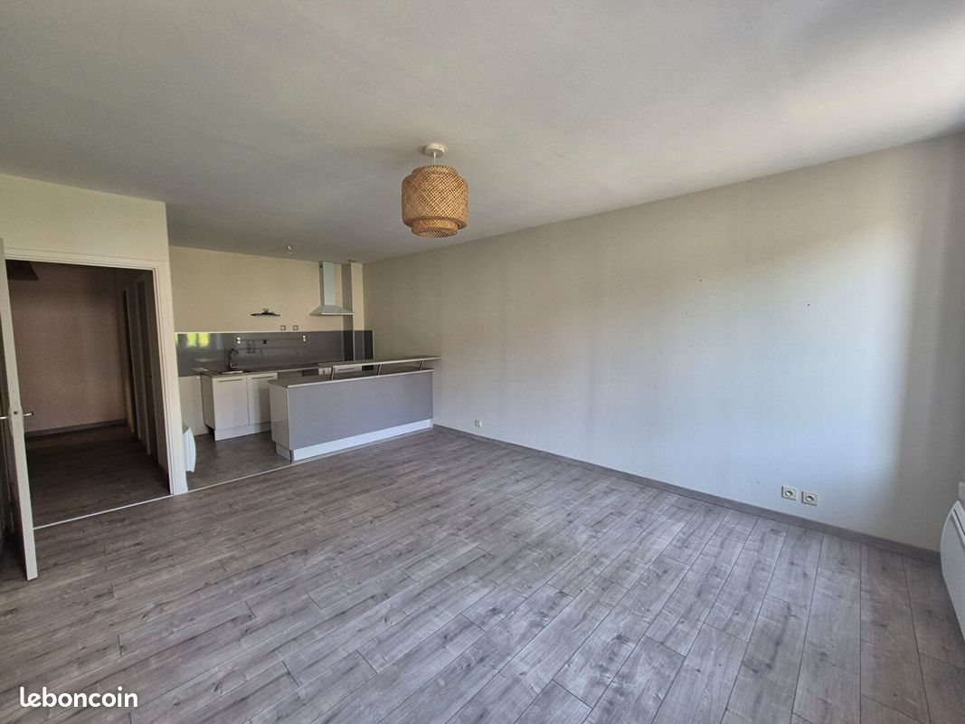 Appartement 2 pièces 57 m² · à Mazamet · 57 m² · 500 €/mois