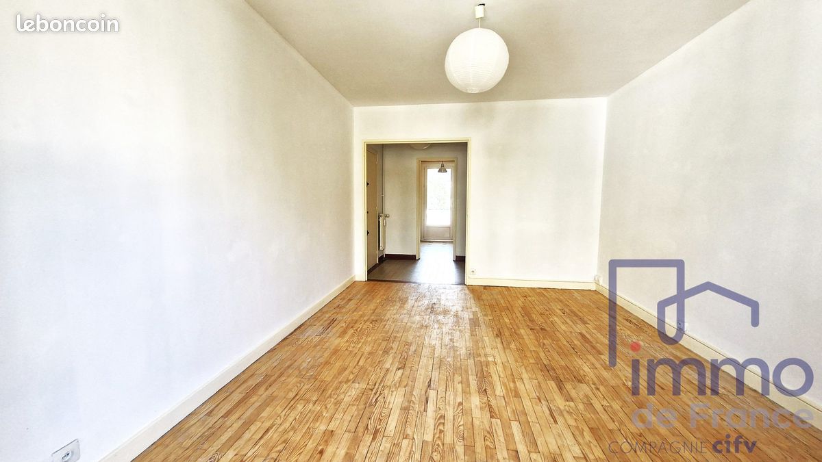 Appartement 3 pièces 59 m² · à Saint-Étienne · 59 m² · 49 000 €