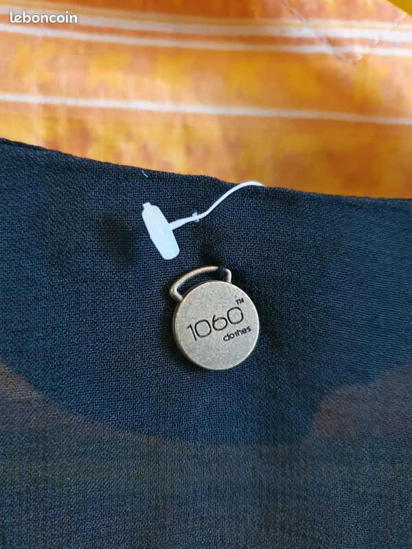 Robe marque 1060 taille 42 (image 7)