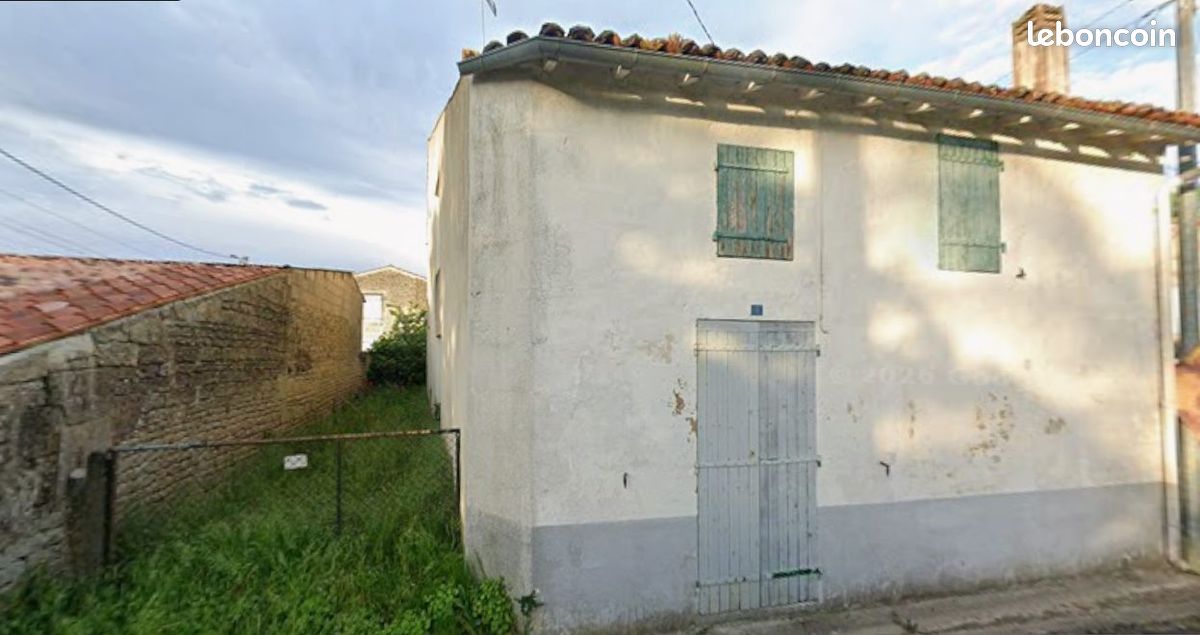 Maison 3 pièces 100 m² · à Aulnay · 100 m² · 23 000 €