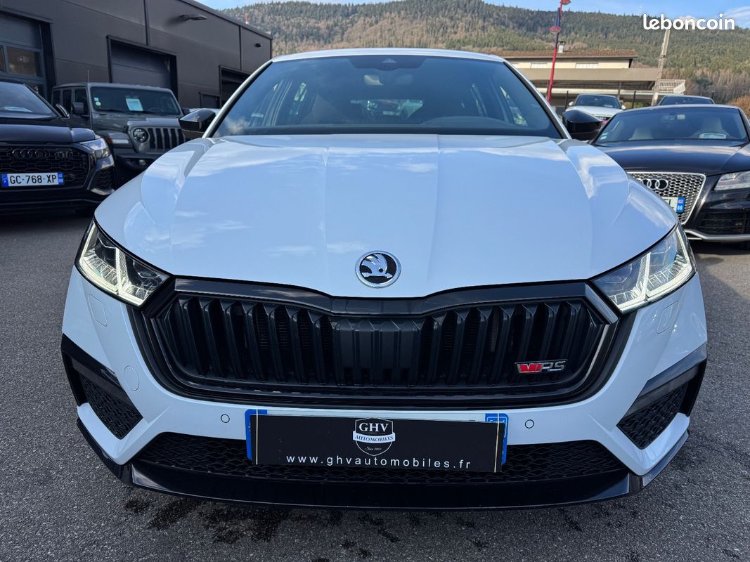 Skoda OCTAVIA COMBI RS 1,4L TSI PHEV IV 245CV BVA 1ère MAIN (image 8)