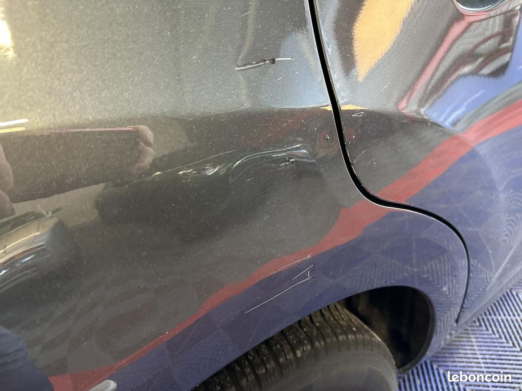 Citroen c3 1.6 bluehdi 75 confort business (image 32)