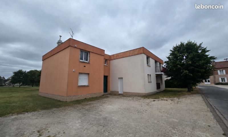 Appartement 2 pièces 61 m² · à Marcilly-en-Gault · 61 m² · 378 €