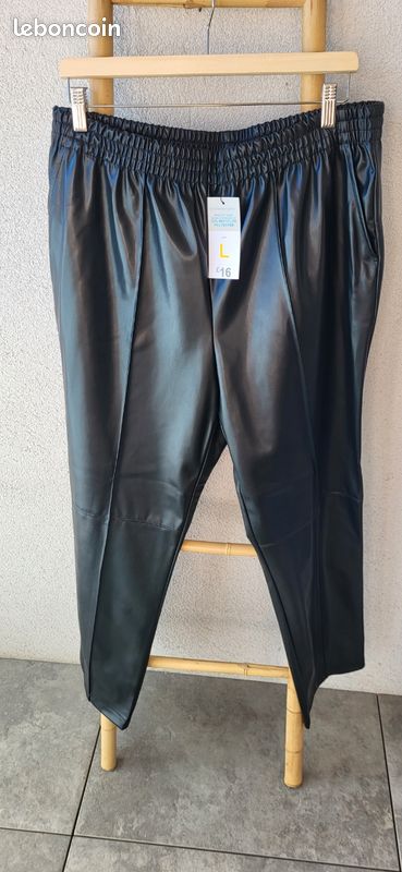 Pantalon simili cuir femme (image 1)