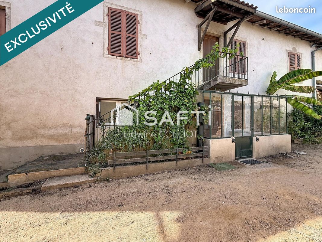 Maison 5 pièces 134 m² · à Romanèche-Thorins · 134 m² · 179 000 €