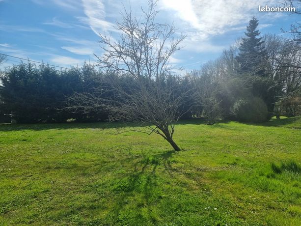 Terrain 496 m² Pommeuse