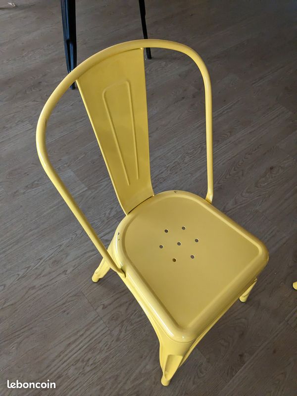 24 chaises jaunes empilables (image 3)