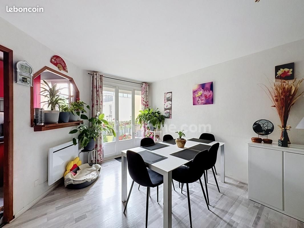 Appartement 4 pièces 75 m² · à Montmagny · 75 m² · 250 000 €