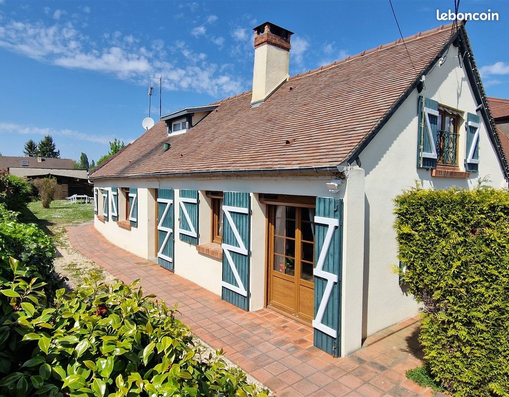 Maison 4 pièces 82 m² · à Saint-Lubin-des-Joncherets · 82 m² · 184 000 €