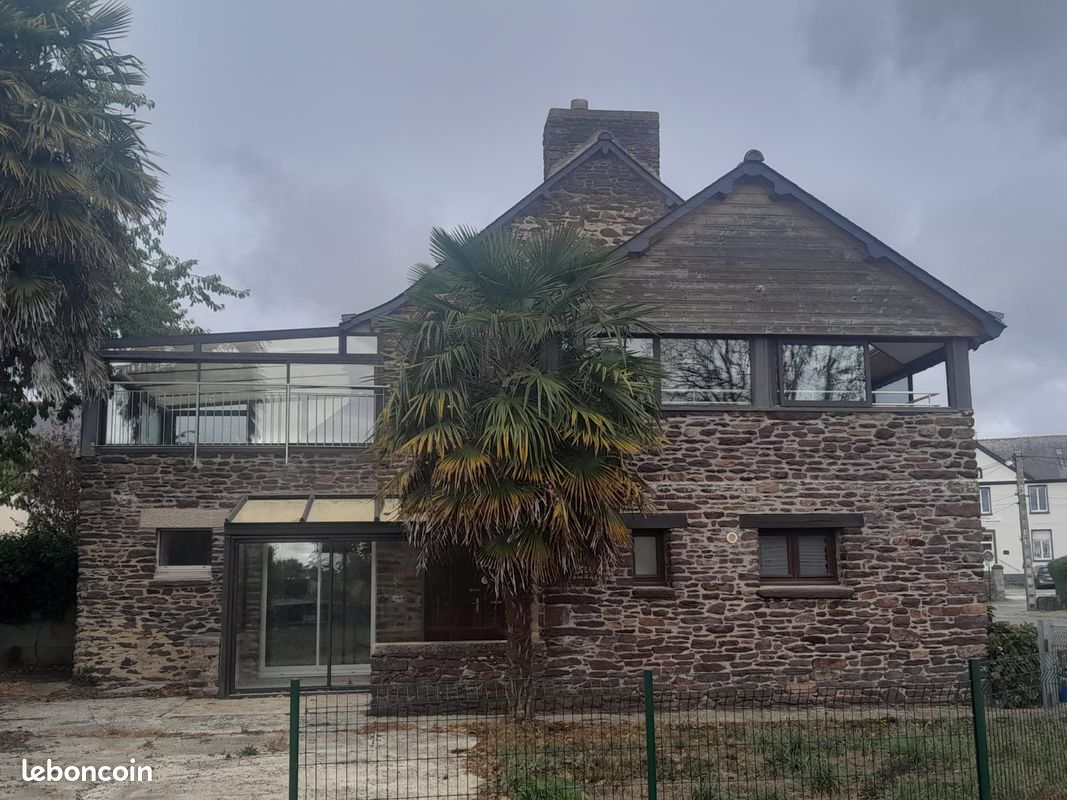 Maison 6 pièces 141 m² · à Mauron · 141 m² · 895 €/mois