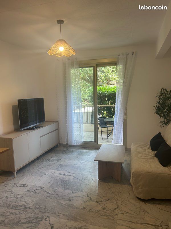 Appartement 1 pièce 24 m² · à Nice · 24,3 m² · 1 000 €