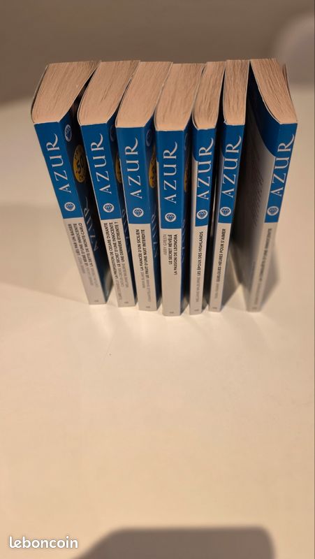 Lot de livres poches Azur HS (image 1)