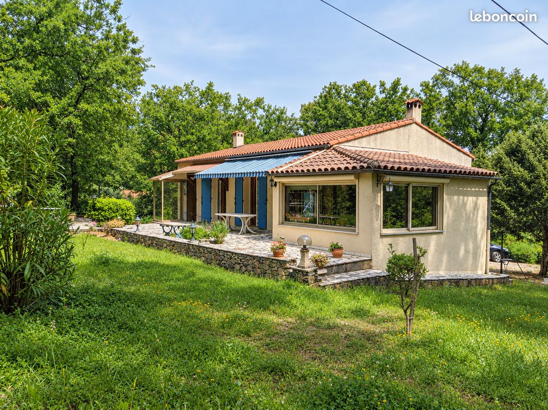 Maison 4 pièces 112 m² · à Figanières · 112 m² · 360 000 €