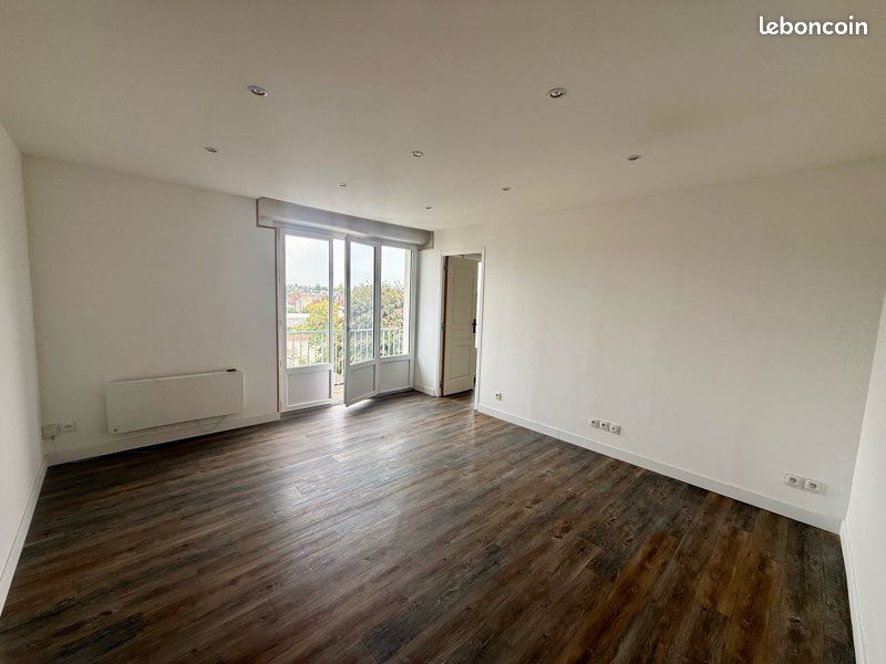Appartement 3 pièces 70 m² · à Moulins · 70 m² · 750 €