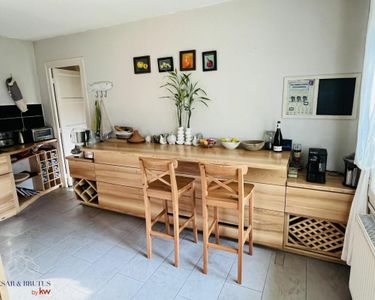Maison 750 000 € - 227 m²