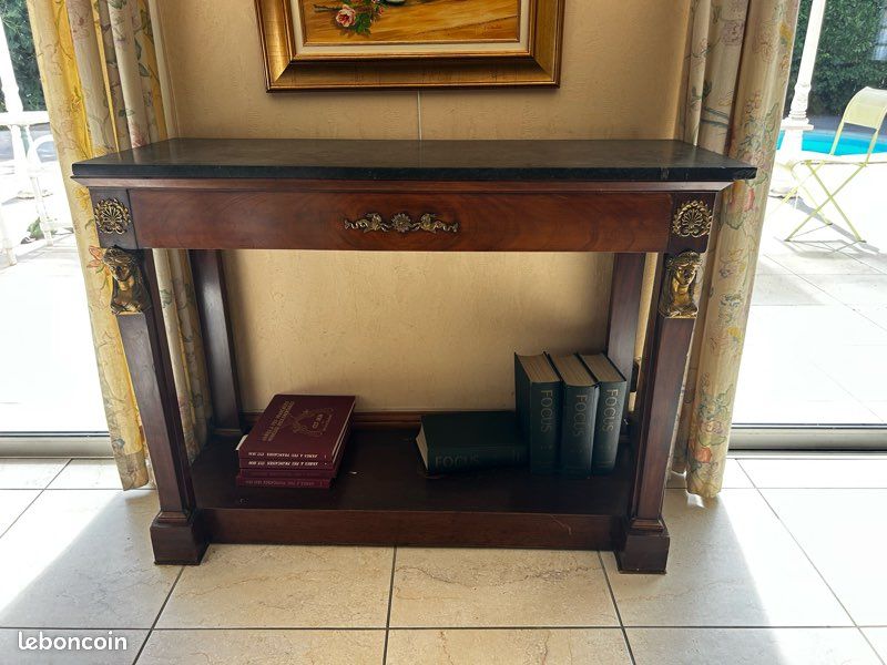 Console Retour d’Égypte en acajou avec plateau en marbre noir (image 3)