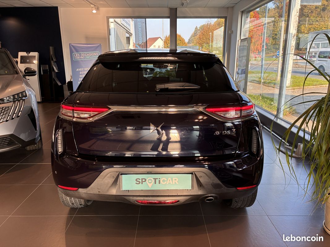 DS3 CROSSBACK Inès de la Fressange HDI 130 CH EAT8 (image 3)