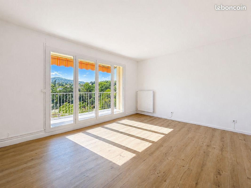 Parking 2 pièces 50 m² · à Antibes · 50 m² · 229 000 €