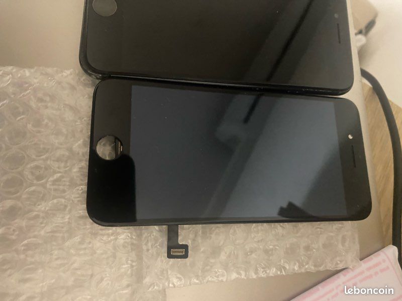 IPhone SE (image 1)