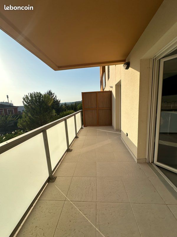 Appartement 1 pièce 29 m² · à La Penne-sur-Huveaune · 28,5 m² · 780 €