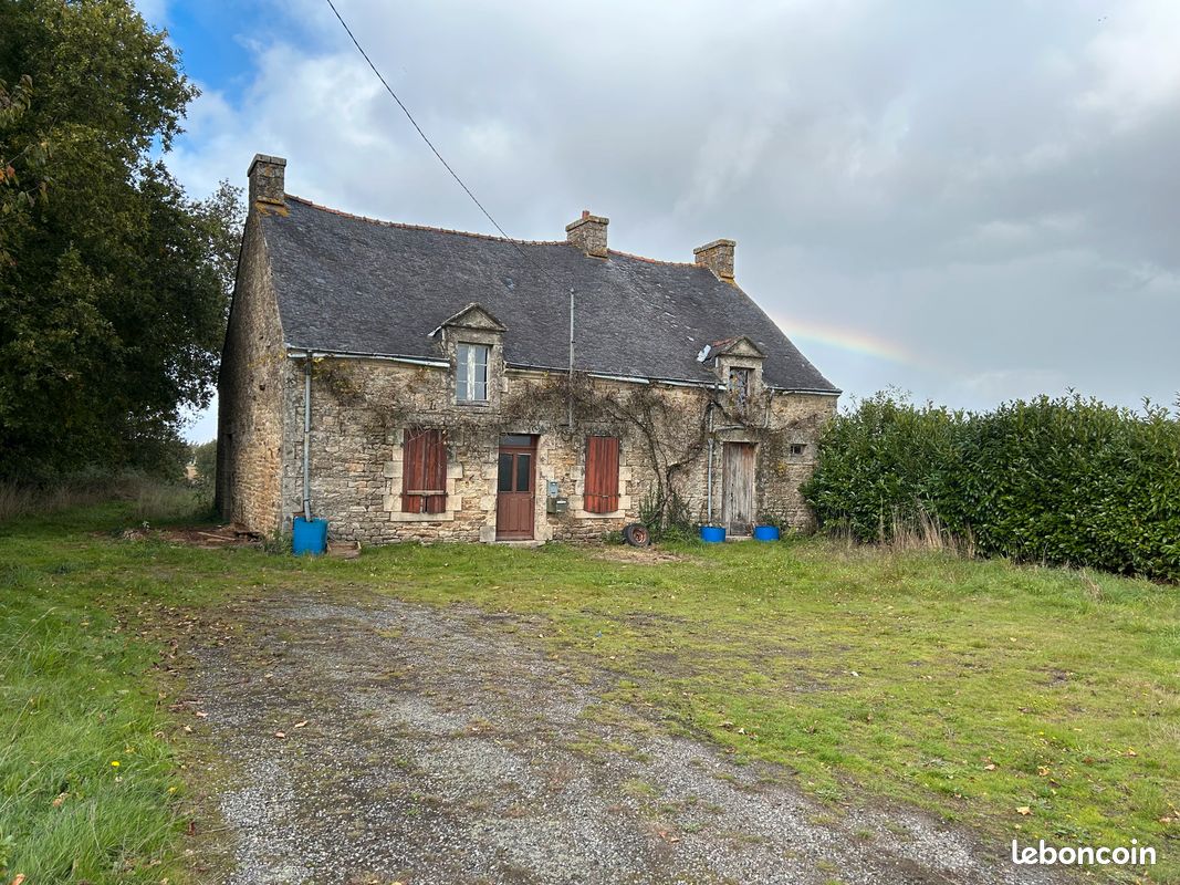 Maison 4 pièces 147 m² · à Baud · 147 m² · 105 000 €