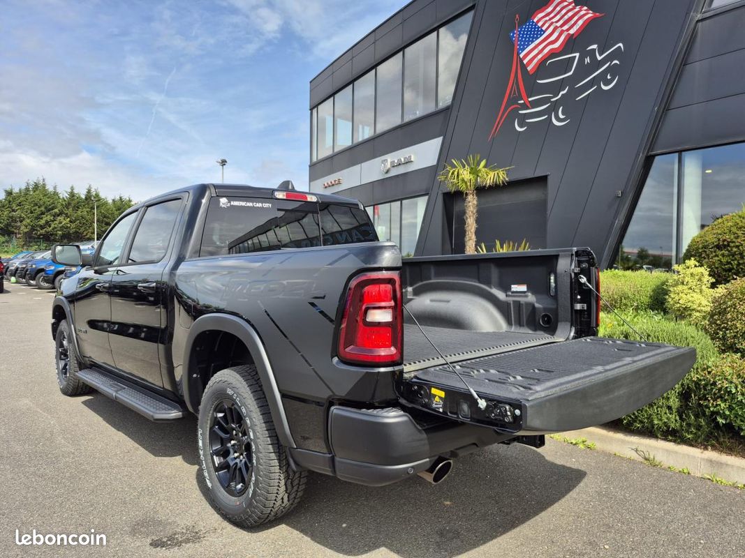 Dodge ram 1500 crew cab rebel (image 4)