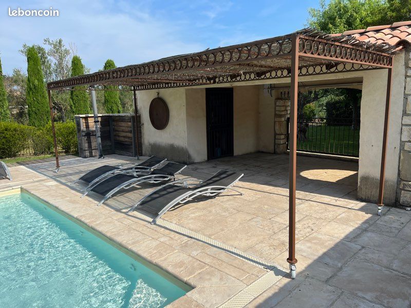 Pergola métallique effet rouille (image 2)