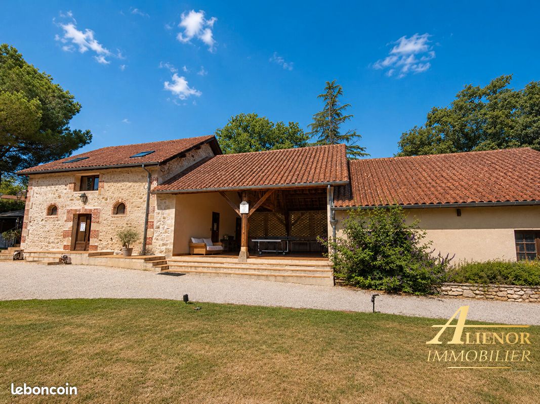 Gîte 30 pièces 800 m² (image 18)