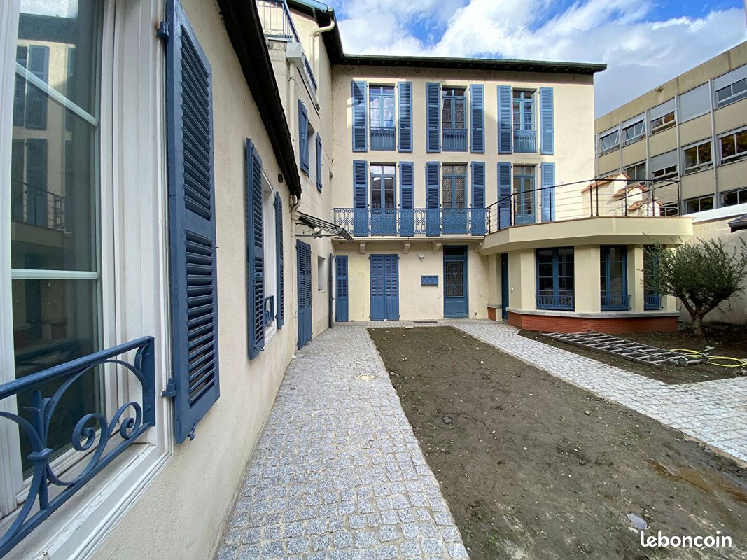 Appartement 1 pièce 18 m² · à Pau · 18 m² · 420 €