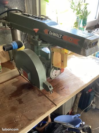 Scie à Ruban Sans Fil DEWALT DCS370 D'occasion - Testée Et Fonctionne