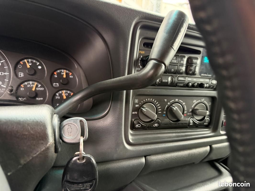 Chevrolet Avalanche V8 5.3 4x4 vortec (image 26)