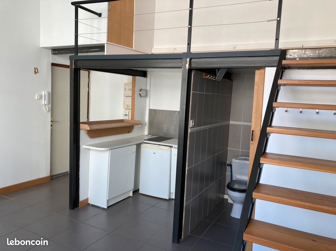 Appartement 1 pièce 23 m² · à Saint-Étienne · 23 m² · 370 €/mois