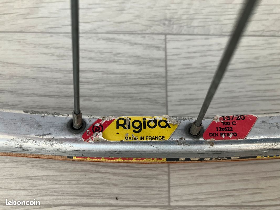 Jante de vélo de route Gruenert Air3 Disc 700c Clincher 36 trous