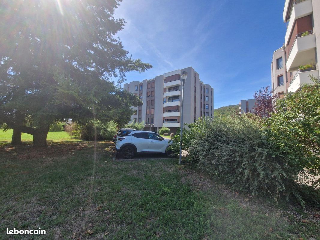 Appartement 4 pièces 93 m² · à Lagnieu · 93 m² · 158 000 €
