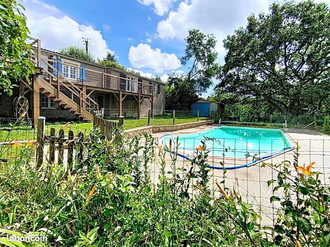 Maison 7 pièces 234 m² · à Divatte-sur-Loire · 234 m² · 447 200 €