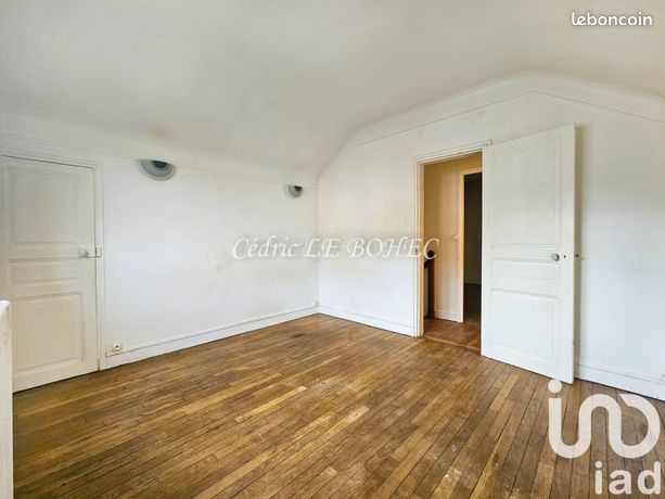 https://img.leboncoin.fr/api/v1/lbcpb1/images/a8/91/70/a8917088fa8200702c4d0866d88848b323fef86a.jpg?rule=ad-image