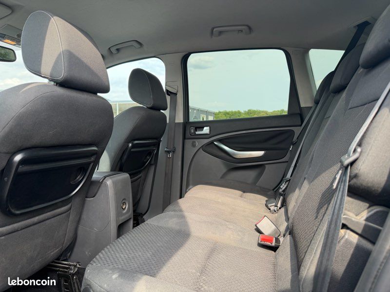 Ford c max 1.8 115ch titanium 101000 km garantie 15 mois (image 8)
