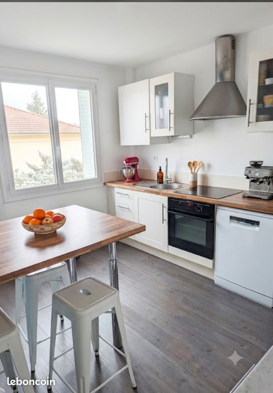 Appartement 3 pièces 70 m² · à Tassin-la-Demi-Lune · 70 m² · 260 000 €