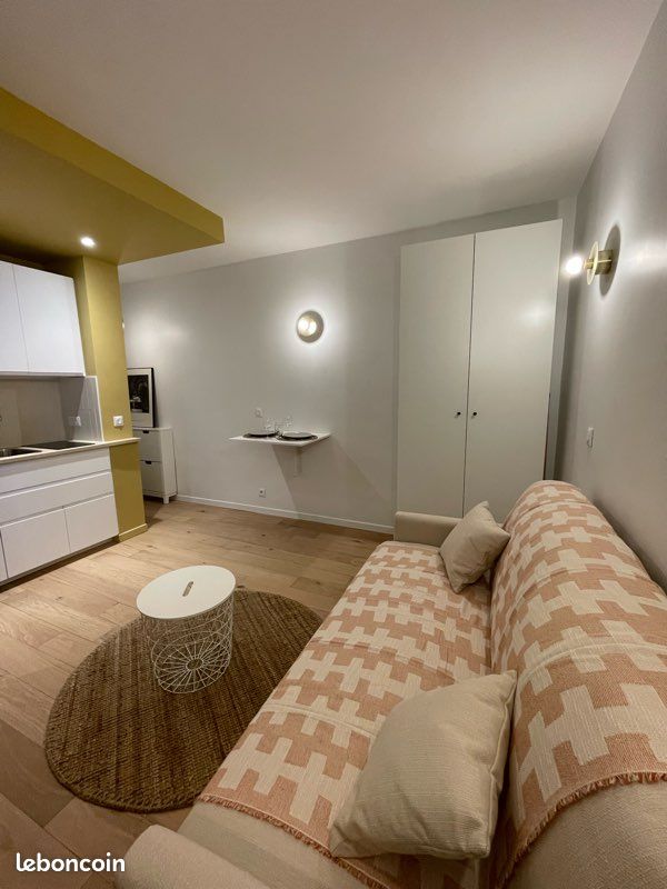 Appartement 1 pièce 18 m² · à Paris · 18 m² · 1 200 €/mois
