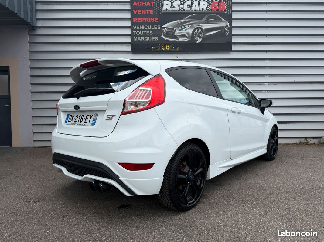 Ford Fiesta V (2) ST 1.6 ECOBOOST 182 Excellent état Garantie 1an (image 2)