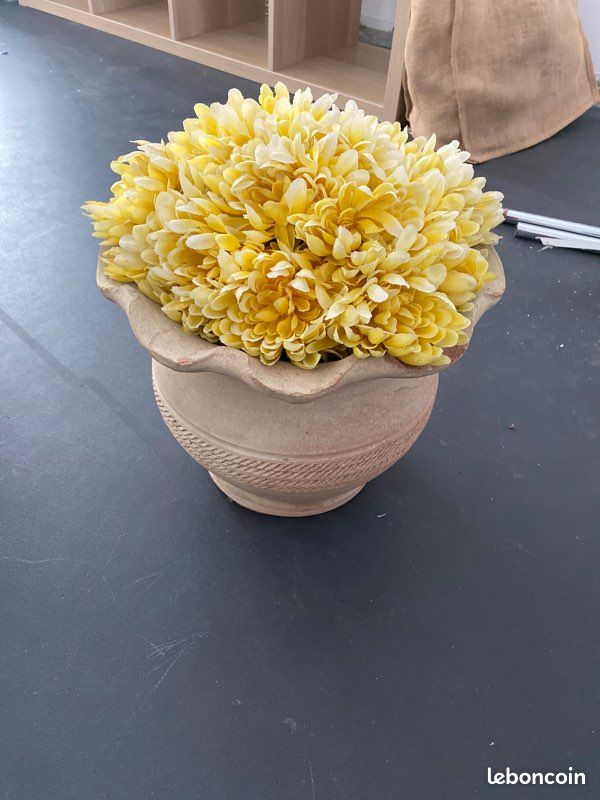 Pot en terre cuite (image 2)