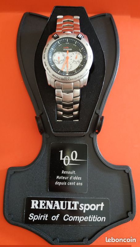 Montre Ronde MOMO à Quartz, Fond Blanc - Occasion, Unisexe Adulte, Style Rétro