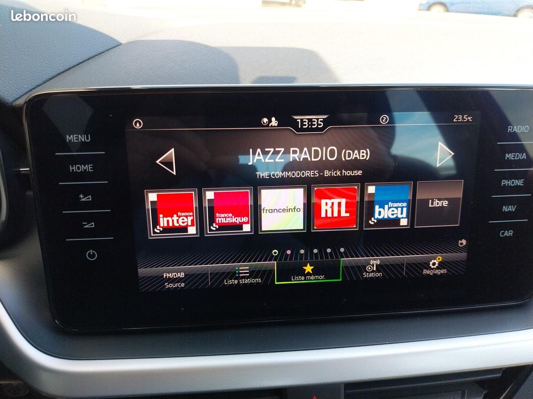 SKODA Kamiq 1.0 TSI Evo 110 ch BVM6 Business (image 27)